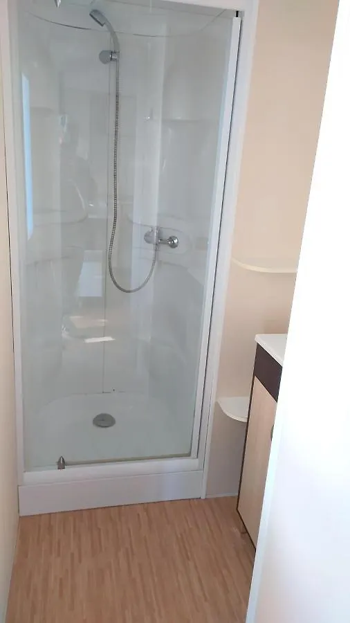 Bungalow Confortable En Campagne A Argences-En-Aubrac Avec Piscine